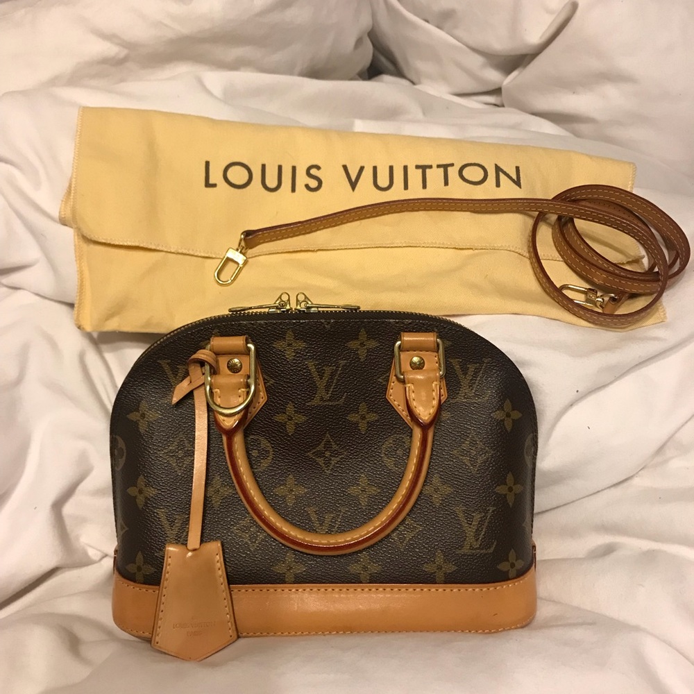 Louis Vuitton Alma BB Monogram